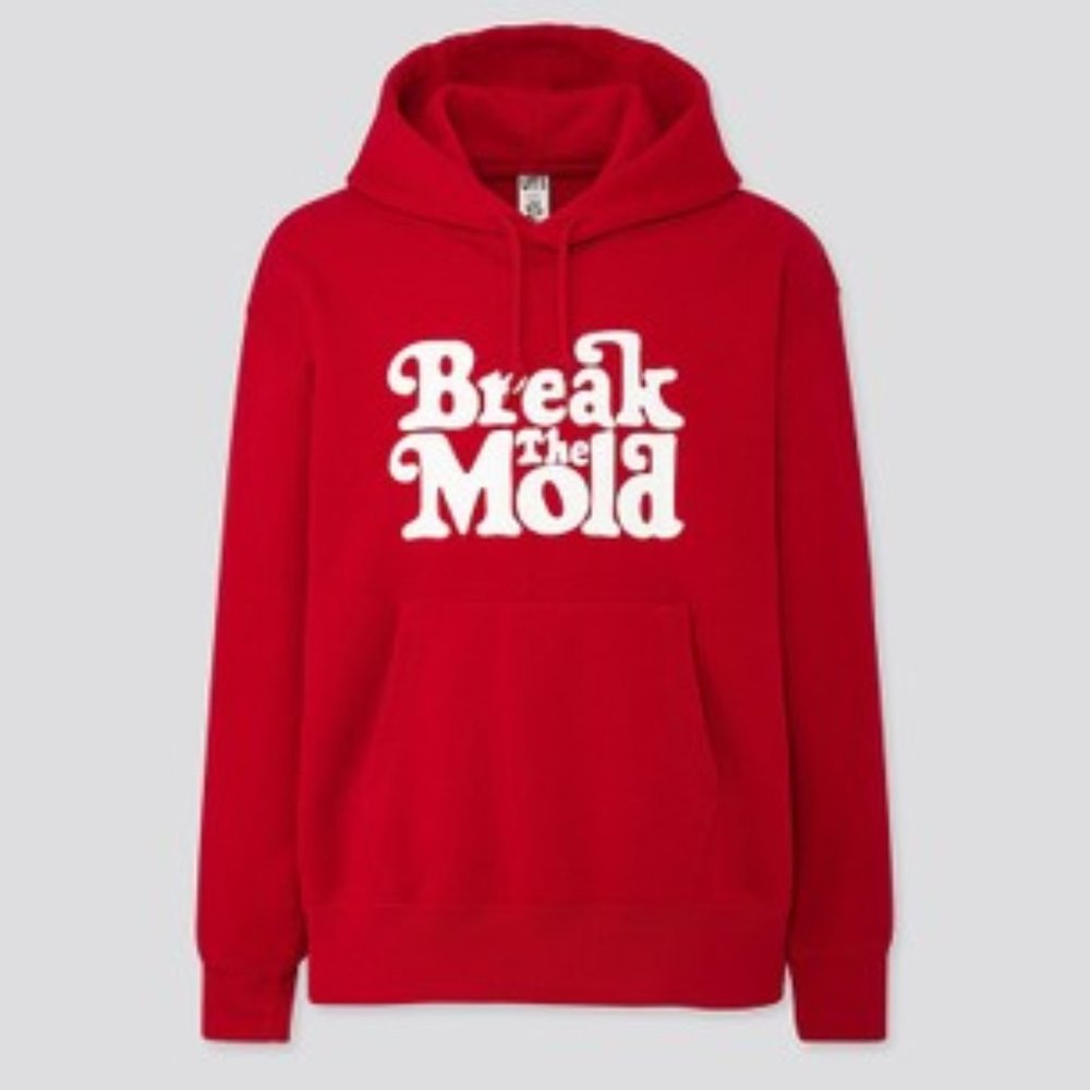 Uniqlo x Verdy Long-Sleeve Hooded Sweatshirt (S)